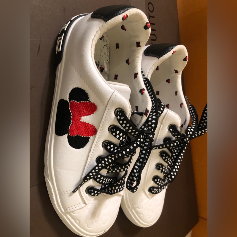 Disney Minnie women’s sneakers